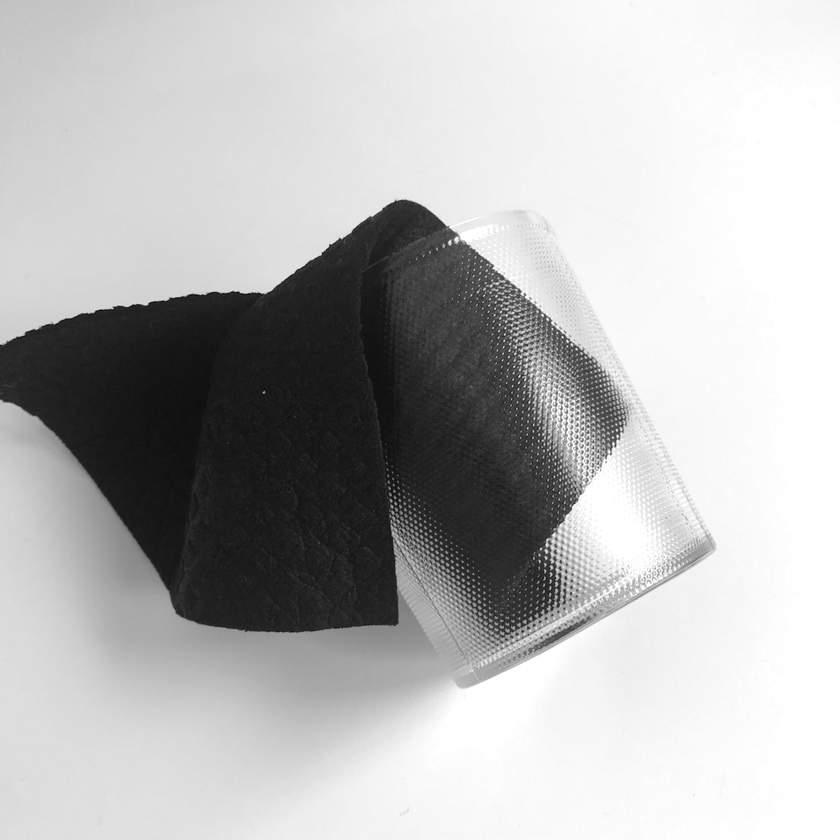 Drei schwarze Schwammtücher! Stylisch, nützlich und nachhaltig.