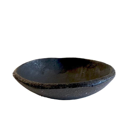Schwarze Keramikschale