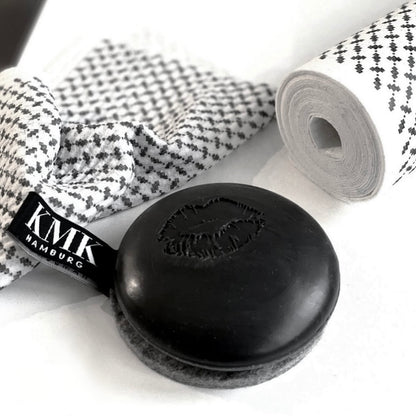 Schwarze Seife Terra Fiori von Kiss my Kitchen