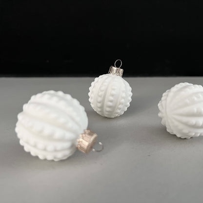 Porzellananhänger - Kugel