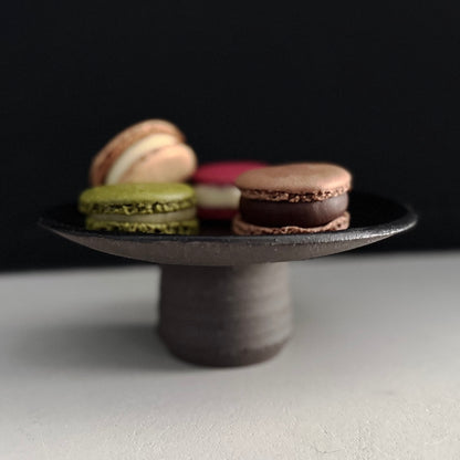 Handgefertigte Keramik Etagere mit Macaron